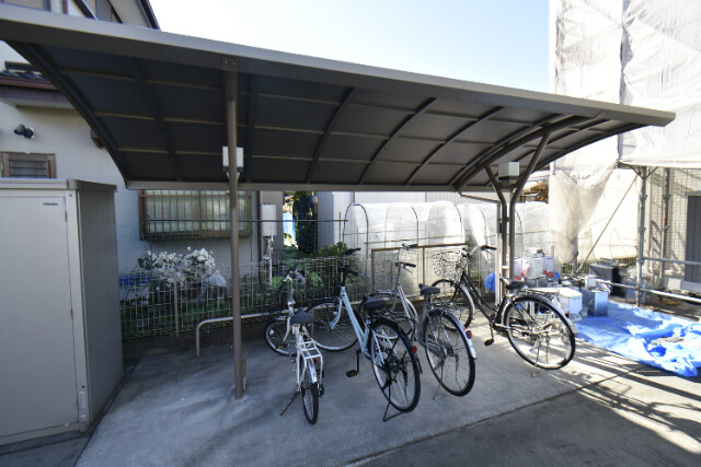 ��ʌ�����s�΋u�Q���ڂ̃A�p�[�g�̂��̑�