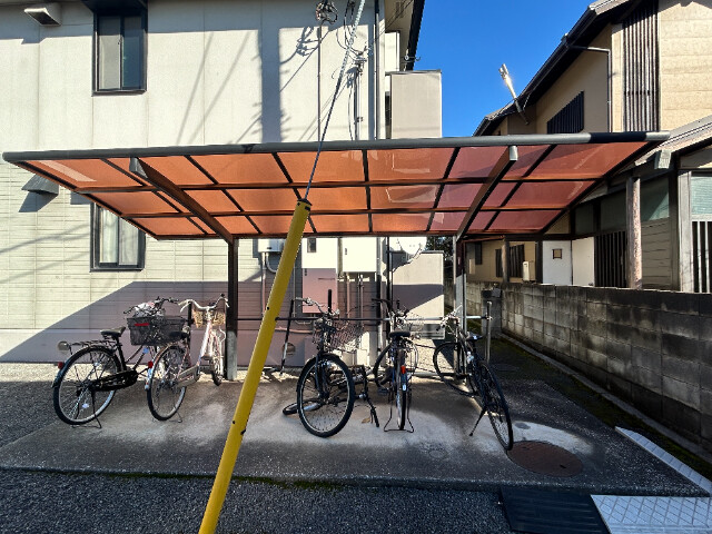 ��ʌ��������܎s��{��k�ܒ��Q���ڂ̃A�p�[�g�̂��̑�