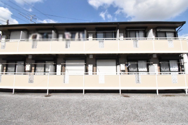 ��ʌ�����s�˒˂S����7-13�̃A�p�[�g�̌����O��