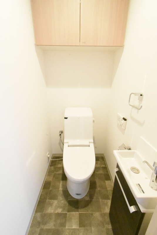 ��ʌ��������܎s��{�撇���R���ڂ̃}���V�����̃g�C��