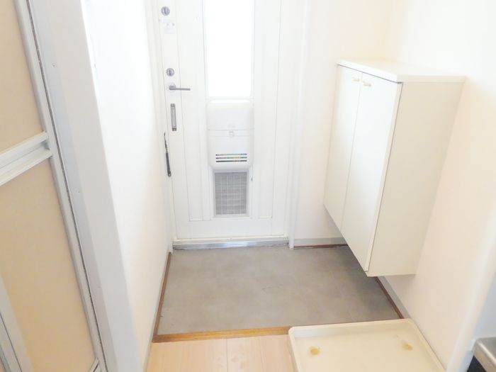 ��ʌ�����s�˒˂S���ڂ̃A�p�[�g�̌���