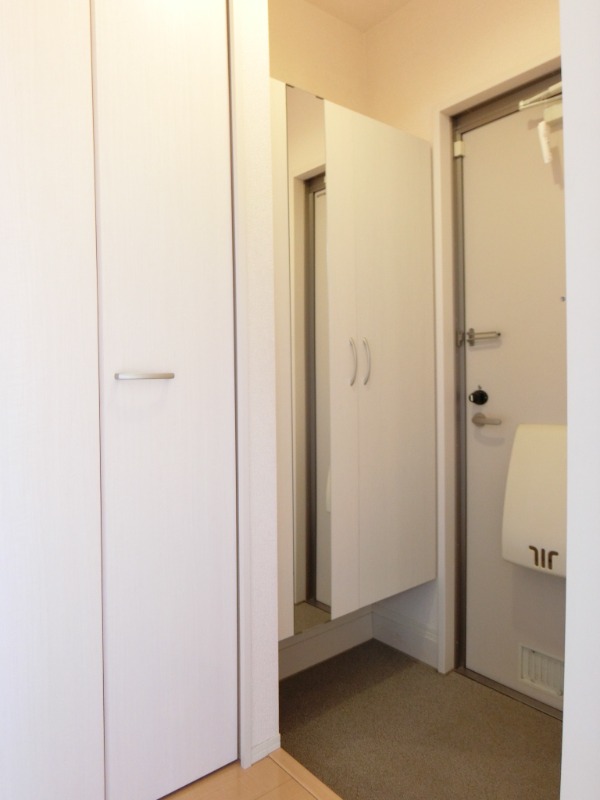 ��ʌ��k�����S�ɓޒ��厚�����̃A�p�[�g�̌���