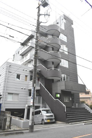 ��ʌ��������܎s��敶���Q���ڂ̃}���V�����̌����O��