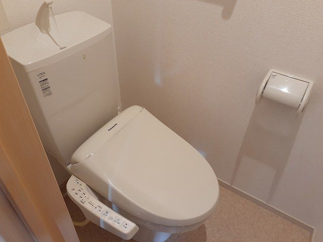 ��ʌ��z�J�s���C�N�^�E���U���ڂ̃A�p�[�g�̃g�C��