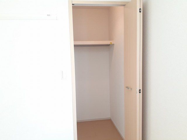 ��ʌ��z�J�s���C�N�^�E���U���ڂ̃A�p�[�g�̎��[