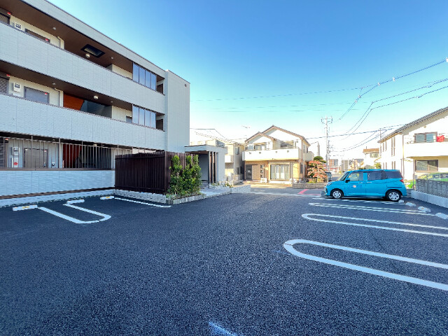 ��ʌ��������܎s�΋�厚���̃A�p�[�g�̒��ԏ�