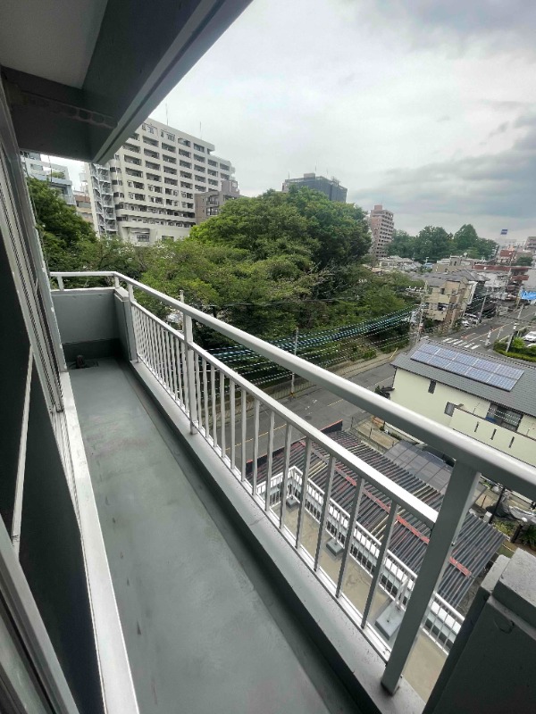 ��ʌ��������܎s��敶���Q���ڂ̃}���V�����̃o���R�j�[