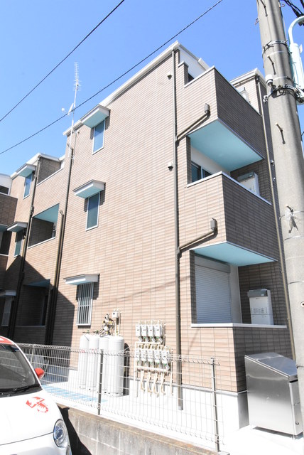 ��ʌ��������܎s�����擌��{�U���ڂ̃A�p�[�g�̌����O��