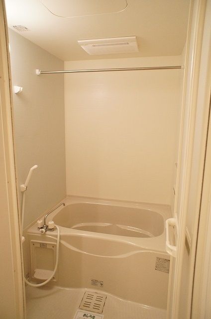 ��ʌ��������܎s����厚�_�c�̃A�p�[�g�̃o�X