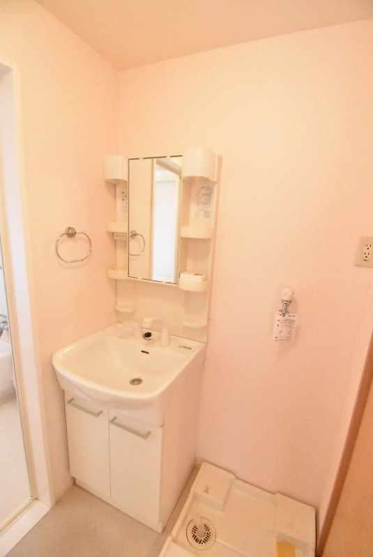 ��ʌ��z�J�s���������P���ڂ̃A�p�[�g�̐��ʏ�