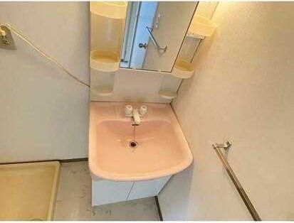 ��ʌ�����s�ђ��̃}���V�����̐��ʏ�