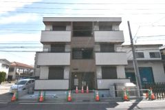 ��ʌ�����s������Q����7-10�̃A�p�[�g�̌����O��