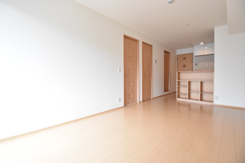 ��ʌ��z�J�s���������P���ڂ̃A�p�[�g�̋��ԁE���r���O