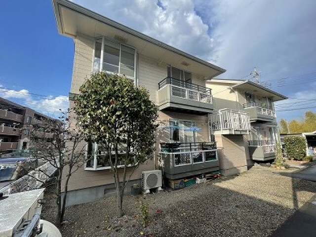 ��ʌ��������܎s����厚�w��̃A�p�[�g�̌����O��