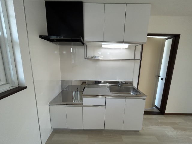 ��ʌ��������܎s����厚�w��̃A�p�[�g�̃L�b�`��