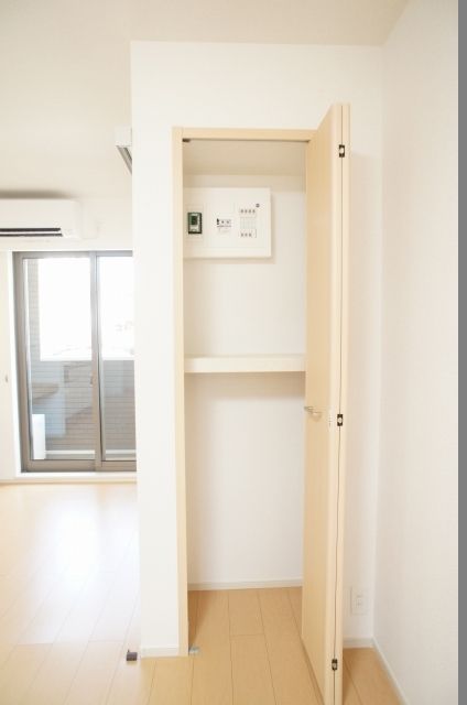 ��ʌ��������܎s�k����i���Q���ڂ̃A�p�[�g�̎��[