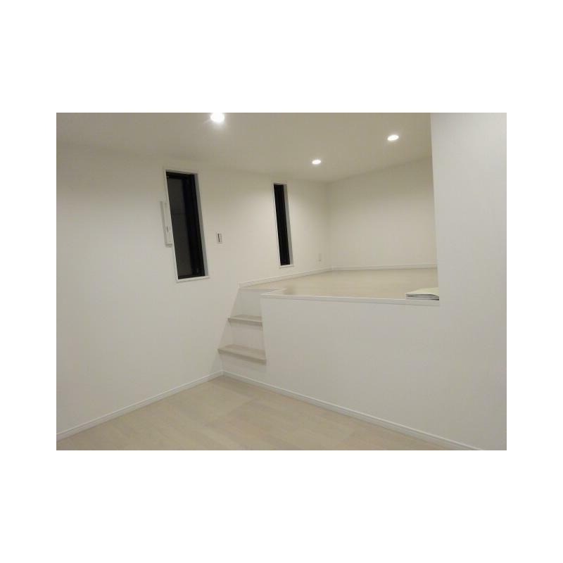 ��ʌ��������܎s�k��g�쒬�P���ڂ̃A�p�[�g�̂��̑������E�X�y�[�X