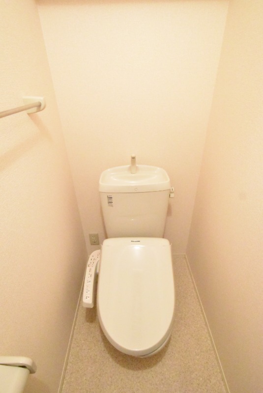 ��ʌ��z�J�s���������Q���ڂ̃A�p�[�g�̃g�C��