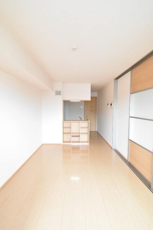 ��ʌ��z�J�s���������P���ڂ̃A�p�[�g�̋��ԁE���r���O