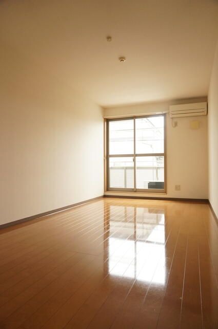 ��ʌ��z�J�s�ԓc�P���ڂ̃A�p�[�g�̋��ԁE���r���O