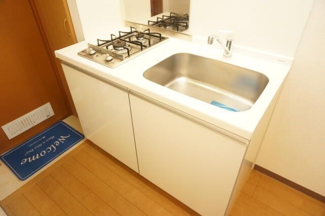 ��ʌ��z�J�s�ԓc�P���ڂ̃A�p�[�g�̃L�b�`��