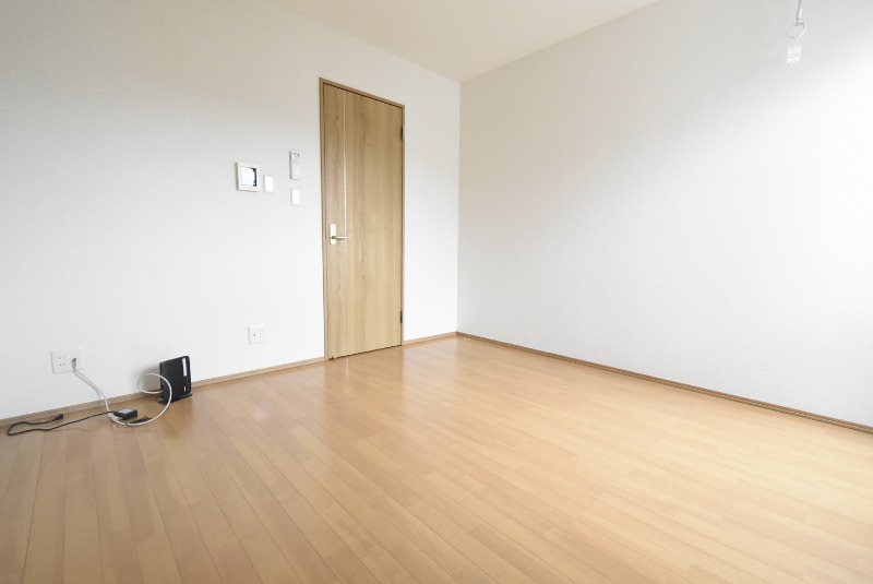 ��ʌ��������܎s�k��听���S���ڂ̃A�p�[�g�̂��̑������E�X�y�[�X