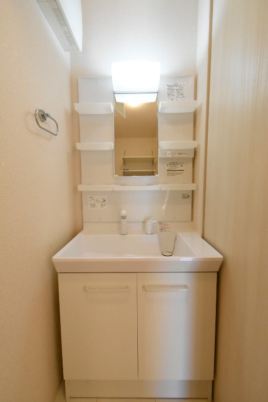 ��ʌ��������܎s��{��O���P���ڂ̃A�p�[�g�̐��ʏ�