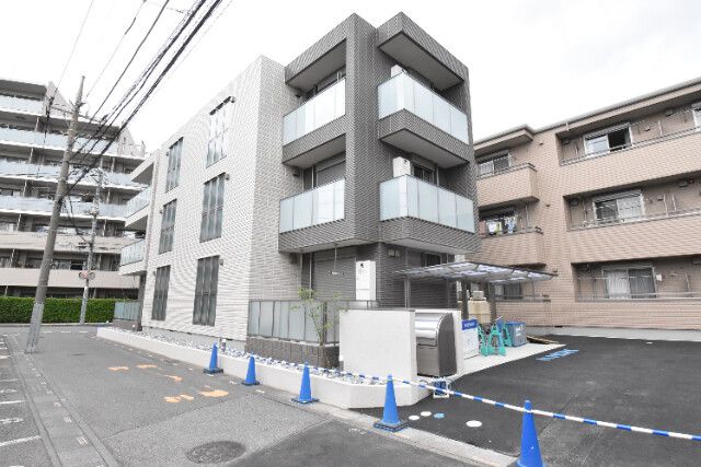 ��ʌ�����s�씵���J�S����18-17�̃}���V�����̌����O��