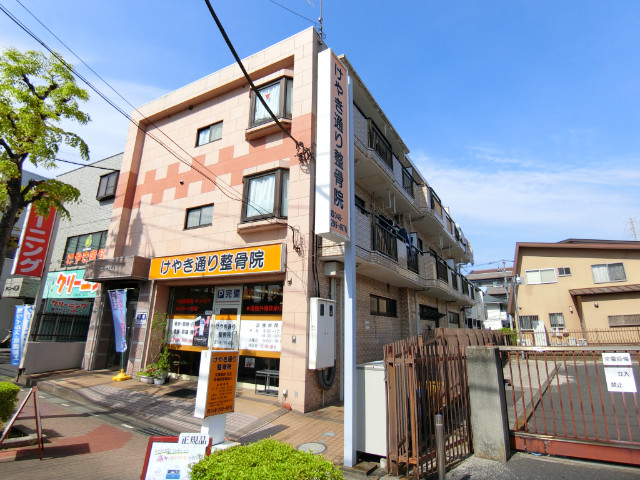 ��ʌ�����s�˒˓��P����3-25�̃}���V�����̌����O��