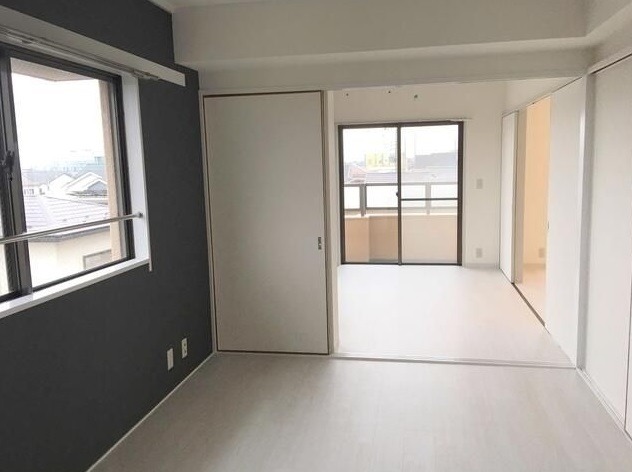 ��ʌ��������܎s����厚�w��̃}���V�����̂��̑������E�X�y�[�X