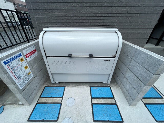 ��ʌ��������܎s��{��听���Q���ڂ̃A�p�[�g�̂��̑�