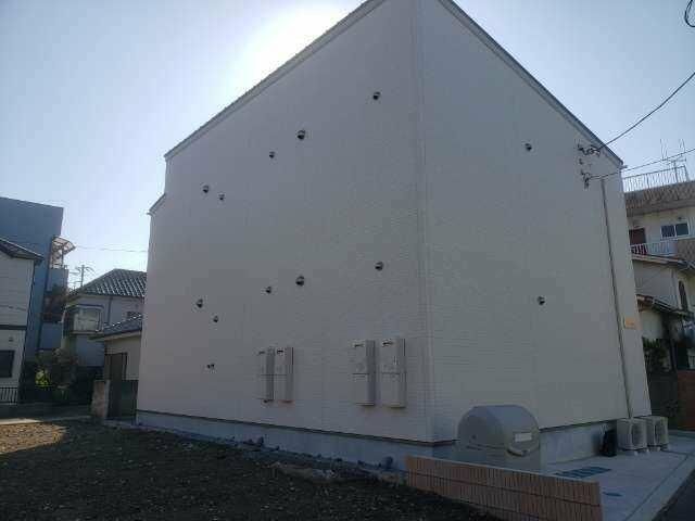 ��ʌ�����s�씵���J�Q���ڂ̃A�p�[�g�̌����O��