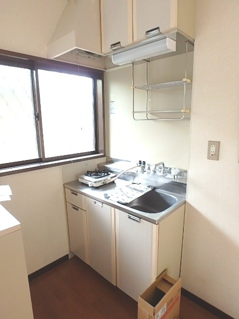 ��ʌ��������܎s��΋�{���T���ڂ̃A�p�[�g�̃L�b�`��