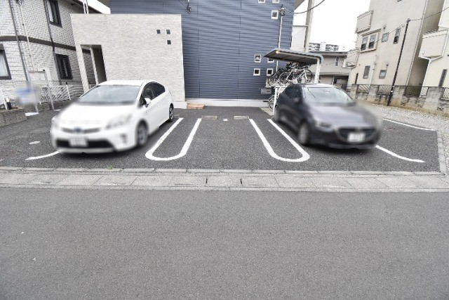 ��ʌ��������܎s������{�����U���ڂ̃}���V�����̒��ԏ�