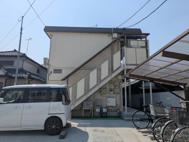 ��ʌ��������܎s��΋�{���T���ڂ̃A�p�[�g�̌����O��