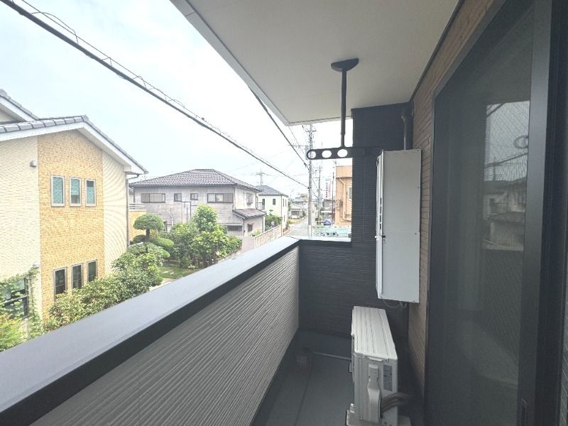 ��ʌ��������܎s�΋�厚�����̃A�p�[�g�̃o���R�j�[