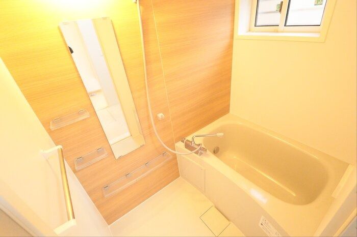 ��ʌ��������܎s�k��g�쒬�Q���ڂ̃A�p�[�g�̃o�X