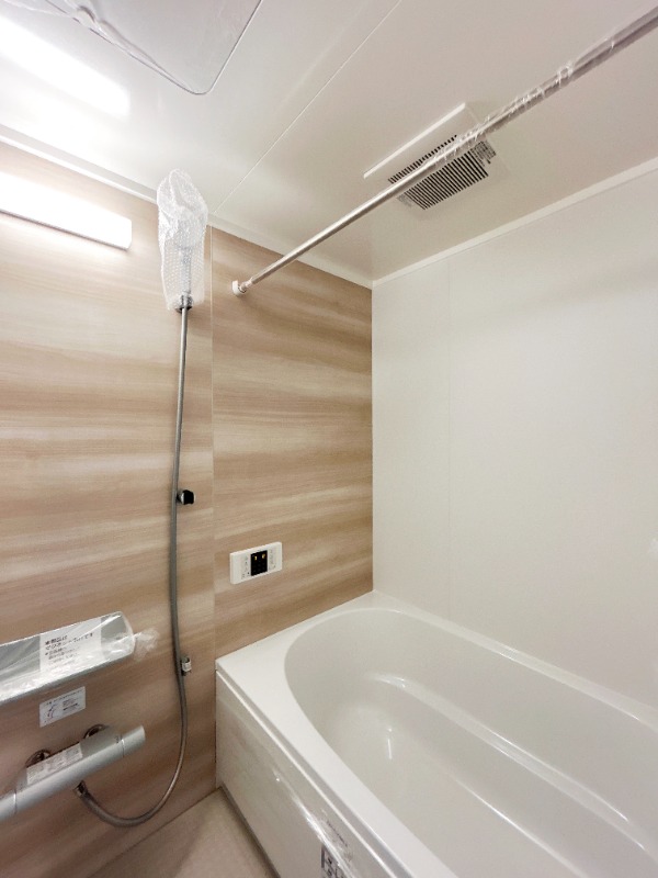 ��ʌ��������܎s��{��x�̓����P���ڂ̃}���V�����̃o�X