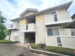 ��ʌ��������܎s�k��{����571-1�̃A�p�[�g�̌����O��