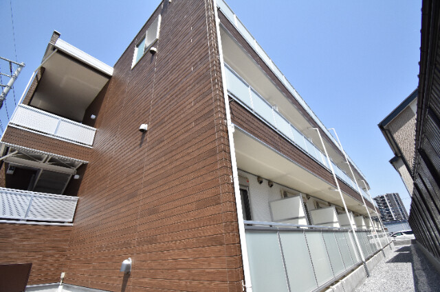 ��ʌ��������܎s�������J�R���ڂ̃}���V�����̌����O��