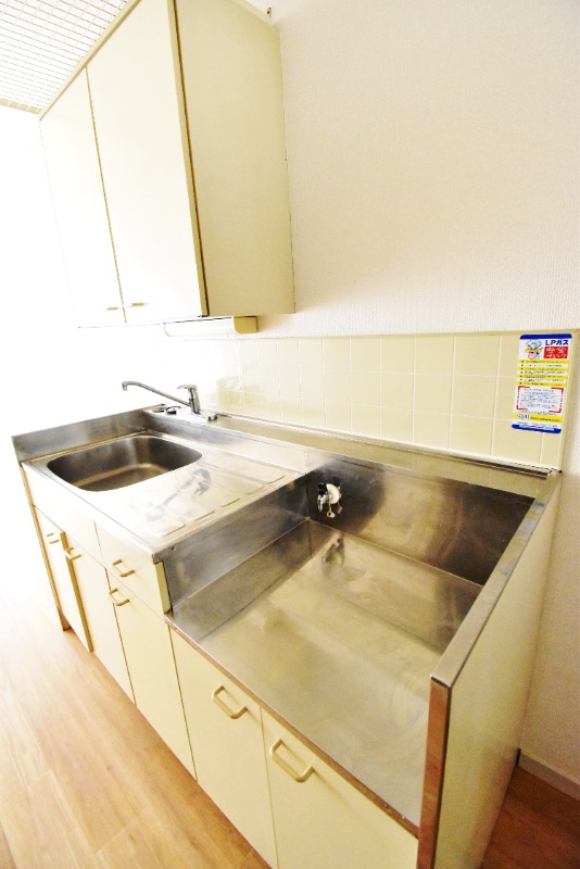 ��ʌ��������܎s������厚�쒆�ۂ̃A�p�[�g�̃L�b�`��