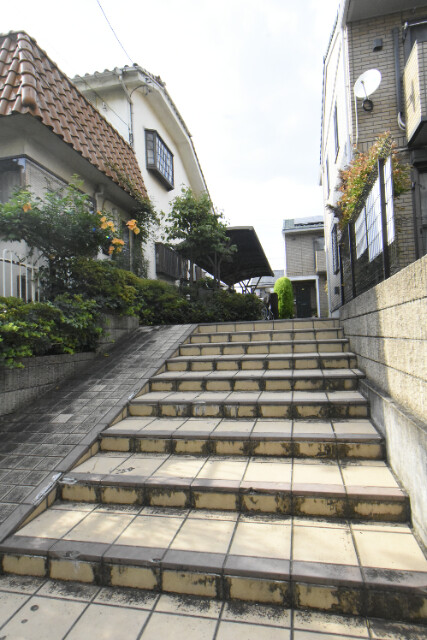 ��ʌ��������܎s�����擌��{�P���ڂ̃A�p�[�g�̃G���g�����X