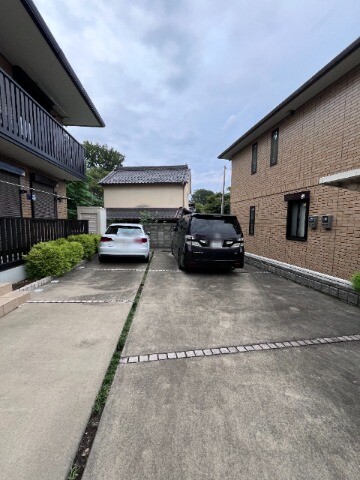 ��ʌ��������܎s������厚���[��̃A�p�[�g�̒��ԏ�