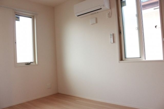 ��ʌ��������܎s��{����ؒ��S���ڂ̃A�p�[�g�̂��̑������E�X�y�[�X