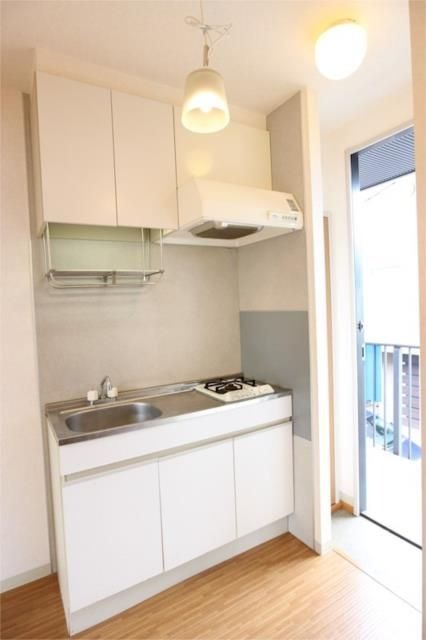 ��ʌ��������܎s�������˂R���ڂ̃A�p�[�g�̃L�b�`��