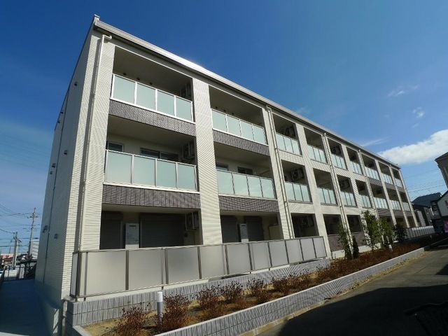 ��ʌ�����s�씵���J�P���ڂ̃}���V�����̌����O��