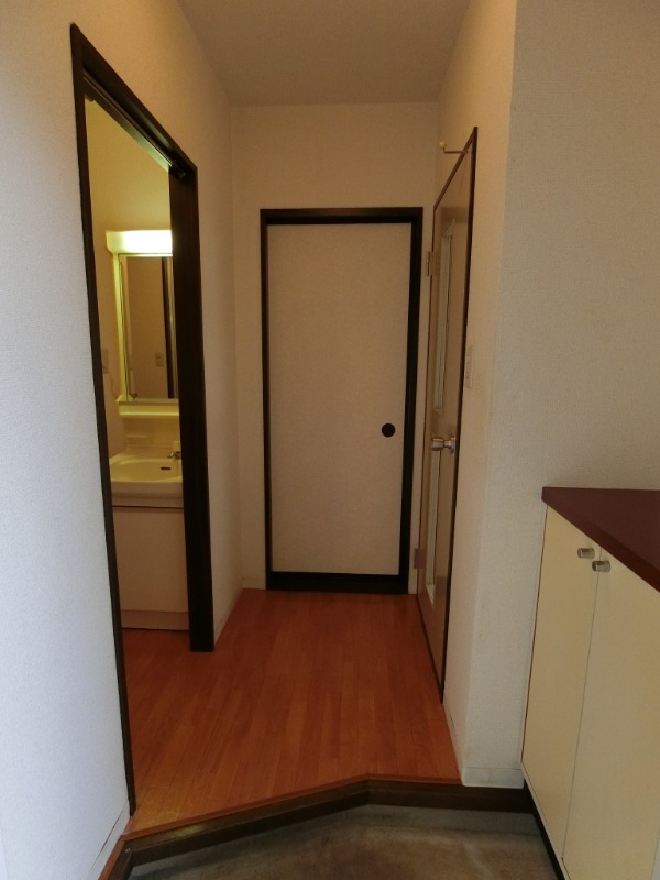 ��ʌ��������܎s����厚�w��̃A�p�[�g�̌���