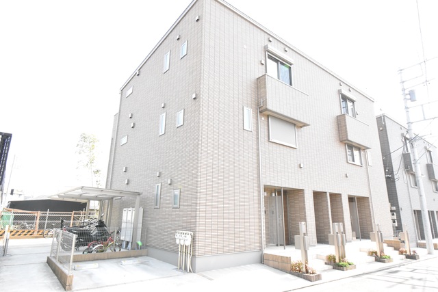 ��ʌ��������܎s���搼��{�P���ڂ̃A�p�[�g�̌����O��