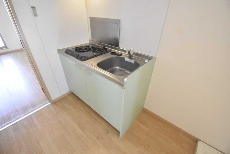 ��ʌ��������܎s����c���S���ڂ̃A�p�[�g�̃L�b�`��