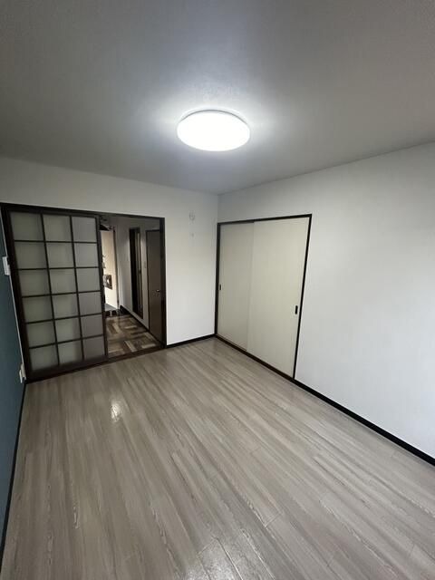 ��ʌ��������܎s��{��������P���ڂ̃A�p�[�g�̂��̑��ݔ�